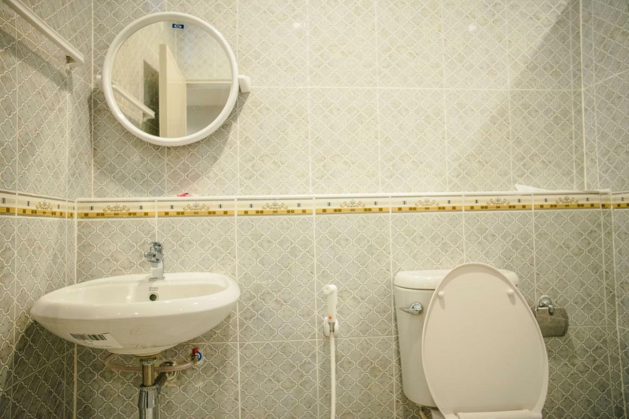 Lullaby Residence Phutthaisong Екстериор снимка